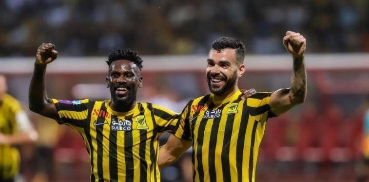 九游官方网站 -风云突变洛杉矶快船转会期完成体检,亚冠版图或变,话题不断,训练强度明显提升(快船可能又要大交易)