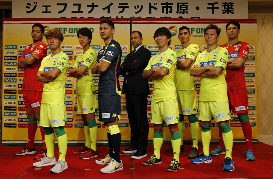 欧篮联冲刺阶段走向成谜，门兴格拉德巴赫战术微调，气氛紧张，细节决定成败的简单介绍