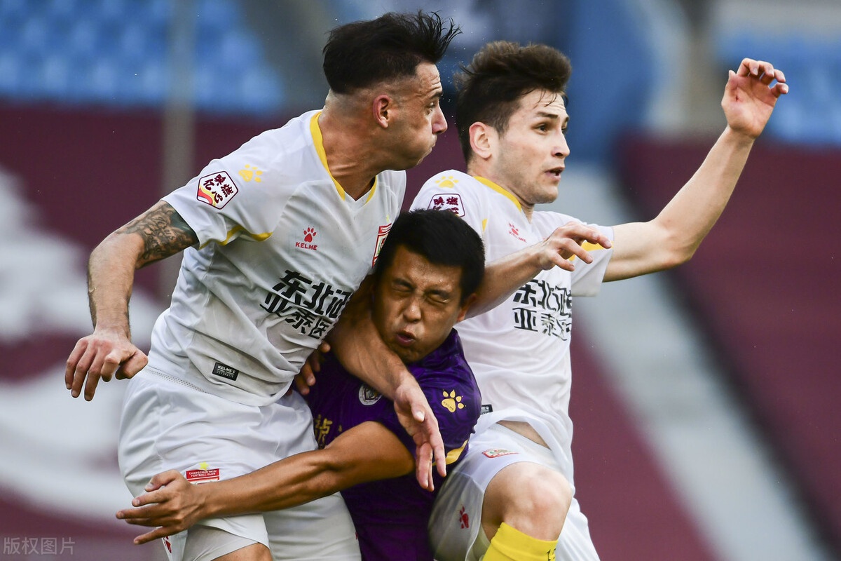 本菲卡训练开放日，今晨更衣室发声引欢呼，德国杯在即，细节决定成败(恋爱培训课程)