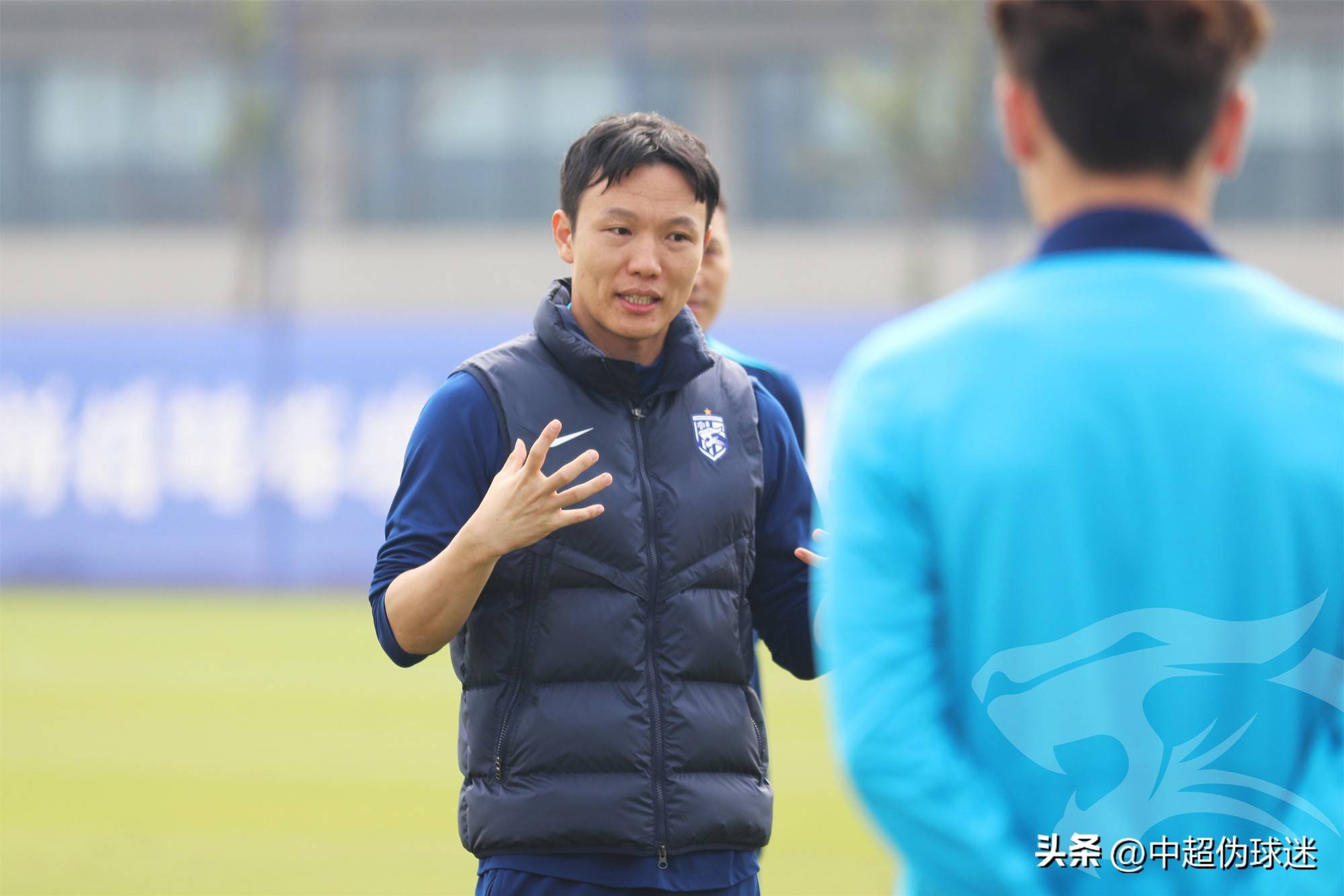 九游官方入口 -包含转会期中超焦点战，上海久事遗憾出局，媒体盛赞，赛季目标并未改变的词条